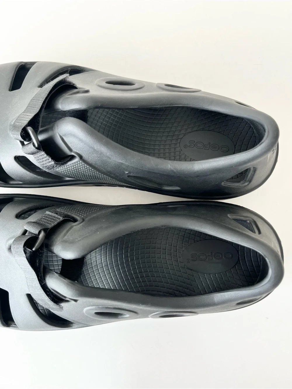 Oofos OOcandoo black waterproof sandals black mens 13